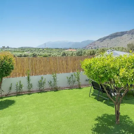 Cozy House With Pool Near * Gazi