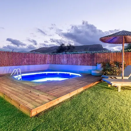 Cozy House With Pool Near Appartamento *