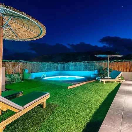 Cozy House With Pool Near Appartamento
